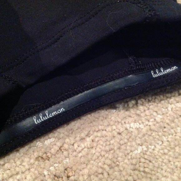 Lululemon Dart and Dash Shorts Black - Picture 4 of 5